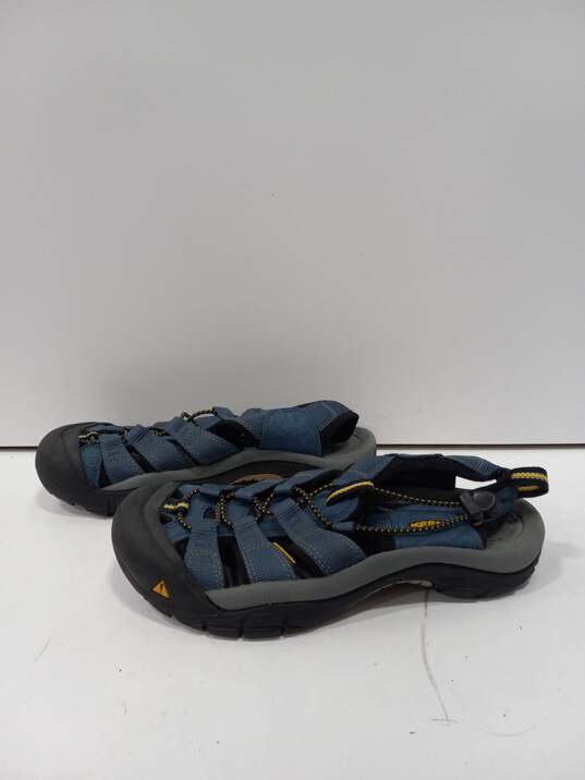 Keen Blue, Black, And Gray Sandals Size 9 image number 2