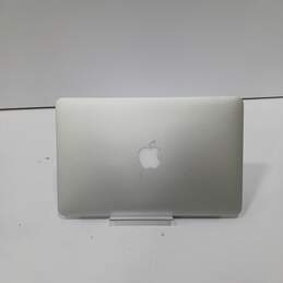 Apple MacBook Air A1370 Laptop (Mid-2011)