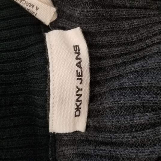DKNY Men Grey Quarter Zip Sweater XL image number 3