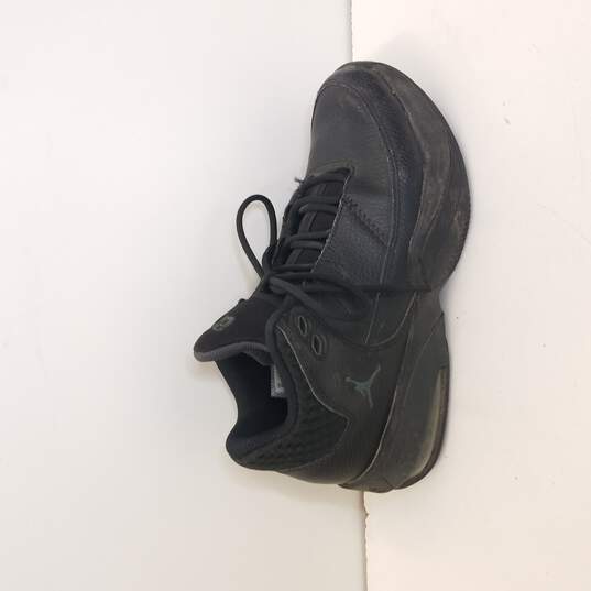 Nike Air Jordan Max Aura 3 GS Black Basketball Shoes  DA8021-001 Size 5Y image number 6