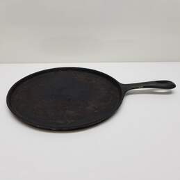 Basics Tools Of The Trade Cast Iron Skillet Grill Round Flat 12in alternative image