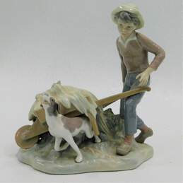 Vintage Lladro 4852 Gardener In Trouble Porcelain Figurine Spain