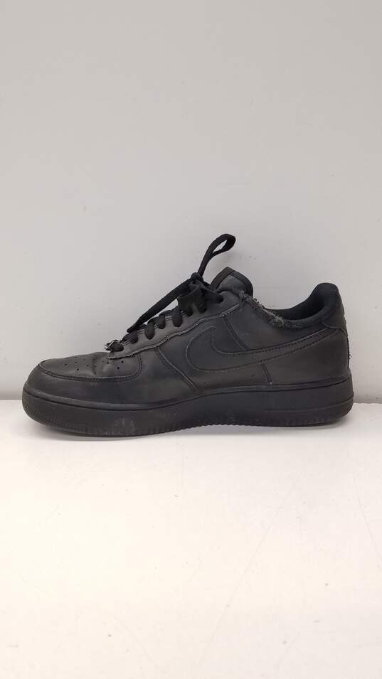 Nike Air Force 1 07 CW2288-001 Low Triple Black Sneakers Men's Size 9.5 image number 2