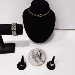 Black & Silver Tones Fashion Costume Jewelry Assorted 5pc Lot