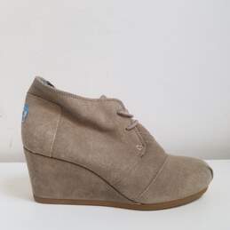Toms Grey Wedged Boots Size 6.5