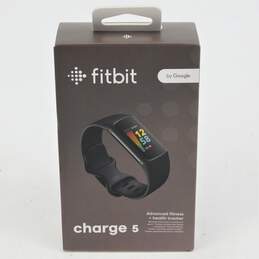 SEALED Fitbit Charge 5 FB21BKBK Activity Tracker alternative image