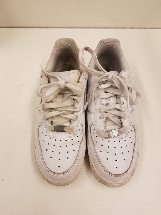 Nike Air Force 1 Low Triple White Sneakers DD8959-100 Size 8 image number 5
