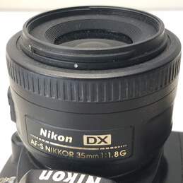 Nikon D40 Digital DSLR Camera with 35mm 1.8G Lens alternative image