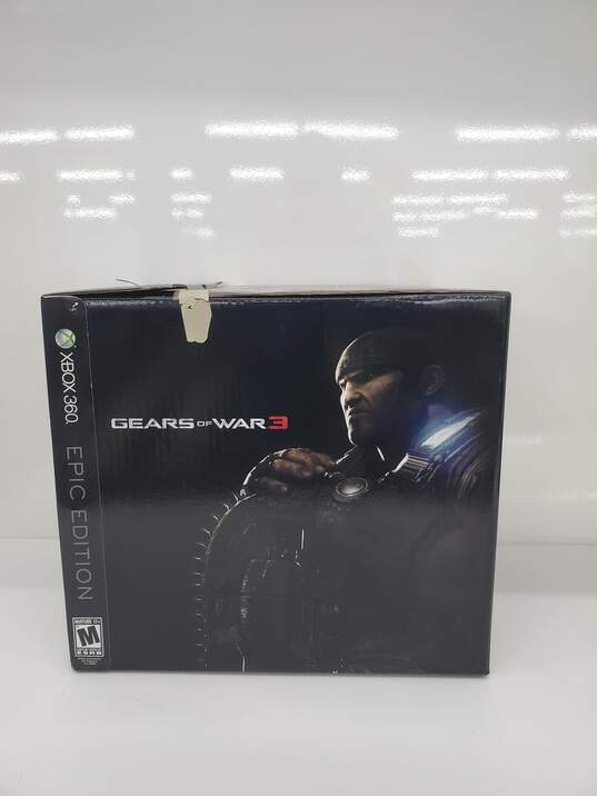 Gears of War 3 Collector's Edition PVC Statue Marcus Fenix 12 inch image number 1