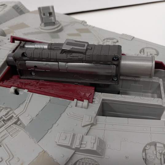 Star Wars Force Awakens Millennium Falcon Toy image number 3