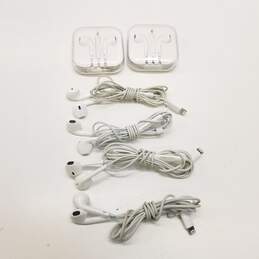 Apple Wired iPhone iPad IPod Ear Buds Bundle Lot of 6
