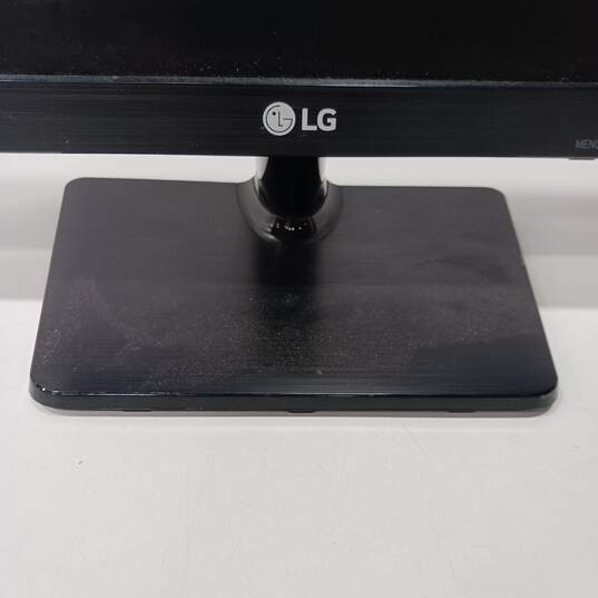 LG 24m37h 24' LED Backlit LCD Gaming Monitor image number 2