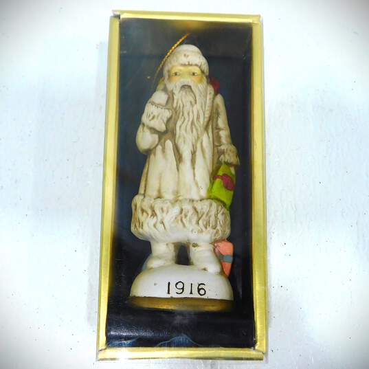 Vintage Memories Of Santa Holiday Christmas Ornaments IOB image number 2