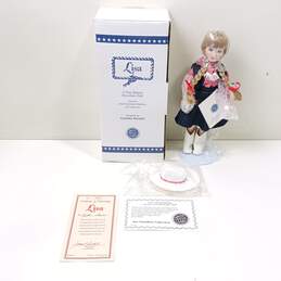 The Hamilton Collection Heritage Dolls Lisa Porcelain Collector Doll