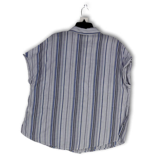 NWT Womens Blue Striped Short Sleeve Collared Pockets Button-Up Shirt Sz 1X image number 2