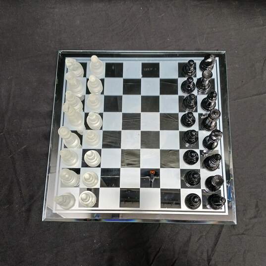 CHH Games Mirror Board Glass Chess Set image number 4