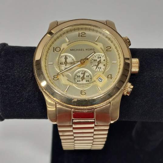 Men's Michael Kors Runway Chronograph Gold-Tone Steel Champagne Dial Watch MK8077 image number 1