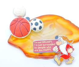 Disney Trading Collectible Pins, Sports, Donald Grumpy 33.1g alternative image