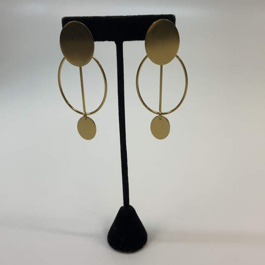 Designer J. Crew Gold-Tone Oval Shape Hoop Fashionable Dangle Earrings image number 1