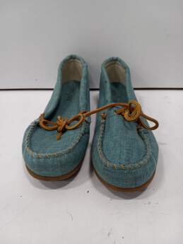 Minnetonka Women's Blue Canvas Moc Loafers Size 8.5