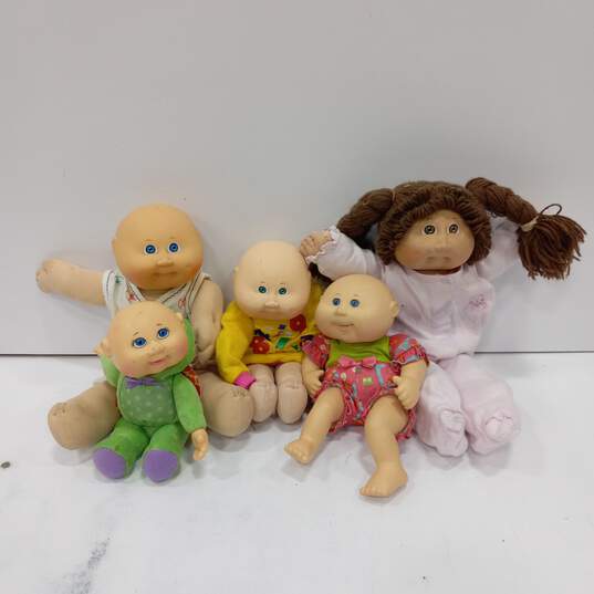 Cabbage Patch Doll Lot image number 1