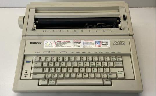 Brother Electronic Typewriter AX-350 image number 1