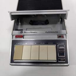 Vintage Bell & Howell Filmosound Cassette Tape Recorder 704 alternative image
