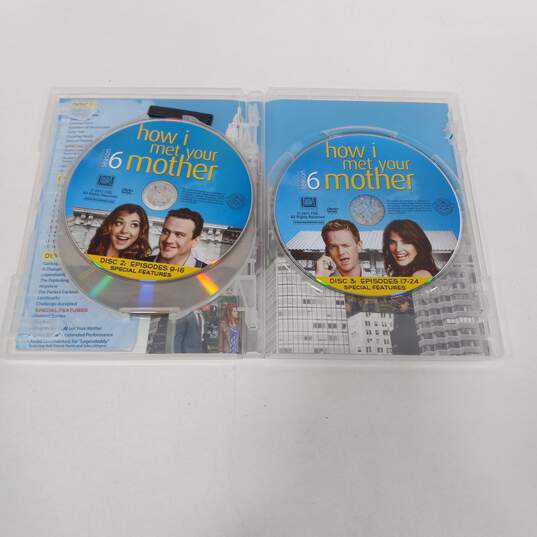 Bundle of Five Assorted Comedy Show DVD Box Sets image number 5