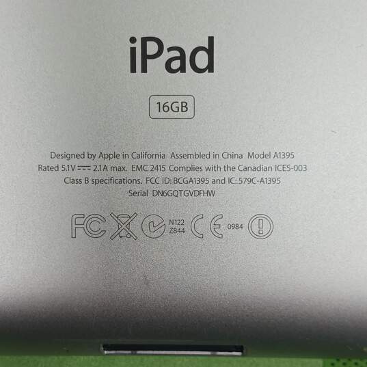 iPad 2 Wi-Fi Only w/ Green Case image number 8