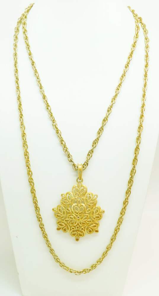 Vintage Crown Trifari Gold Tone Filigree Pendant Double Strand Necklace 66.7g image number 1