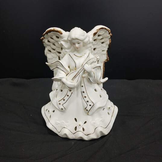 Angel Figurine image number 1
