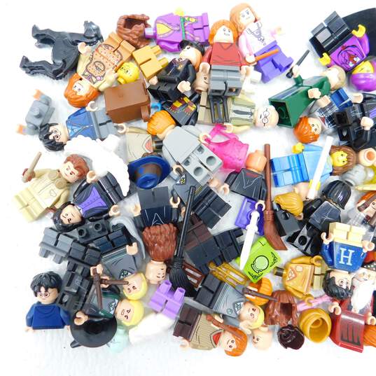 9.4 Oz. LEGO Harry Potter Minifigures Bulk Lot image number 2