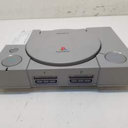 Sony Playstation SCPH-7001 console - gray >>FOR PARTS OR REPAIR<<