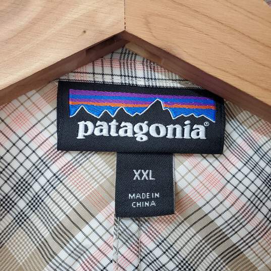 Patagonia Short Sleeves Snap Front Plaid Brown/Pink Shirt Women's XXL image number 2