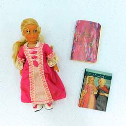 American Girl Elizabeth Riding Outfit W/ Mini Doll Mini Book & Felicity's Journal alternative image