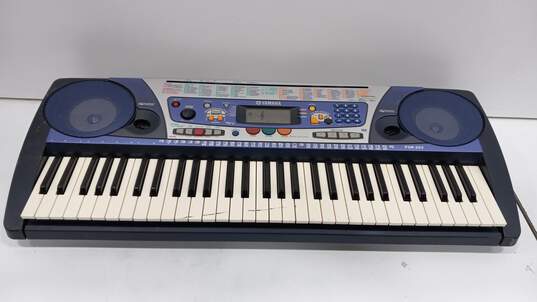 Yamaha PSR 262 Electronic Keyboard image number 1