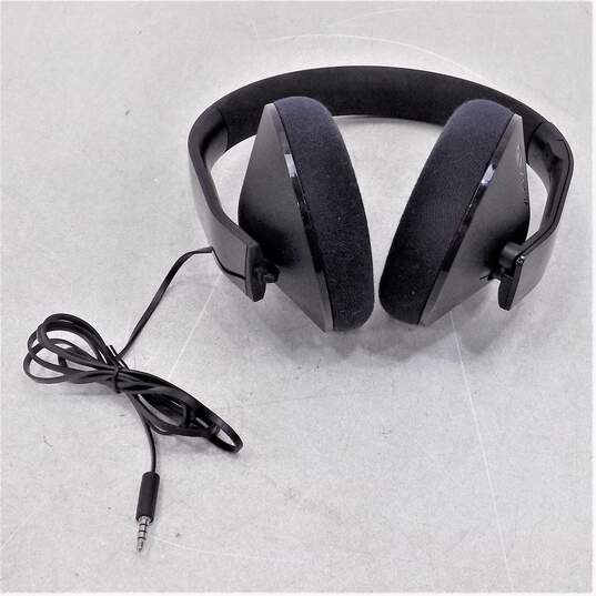 2 Microsoft Xbox One Stereo Headsets IOB image number 12