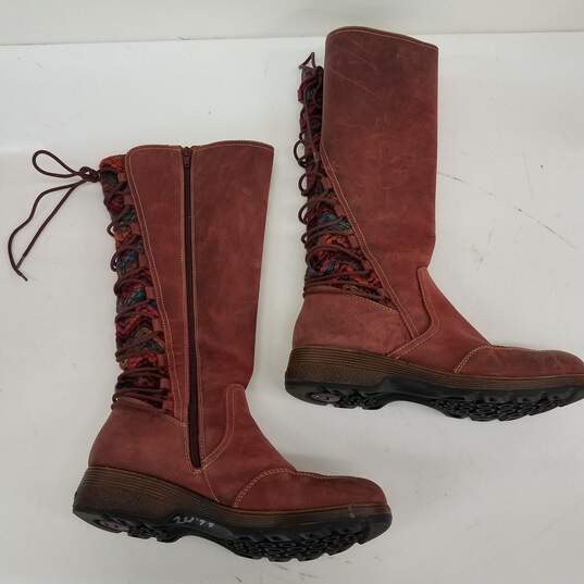 Bionica Red Suede Boots Size 10M image number 2