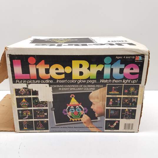 Vintage Milton Bradley Lite Brite w/Pegs and Unused Patterns image number 8