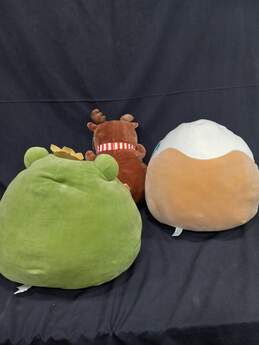 Bundle of 3 Assorted Squishmellows alternative image