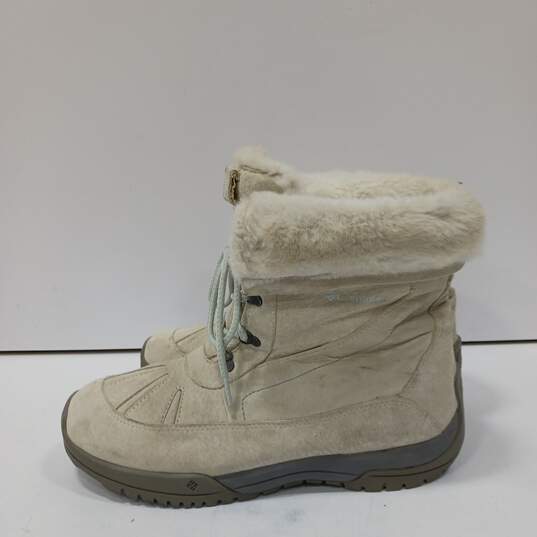 Women's Columbia Lavela Cream Winter Boots Sz 10.5 image number 4