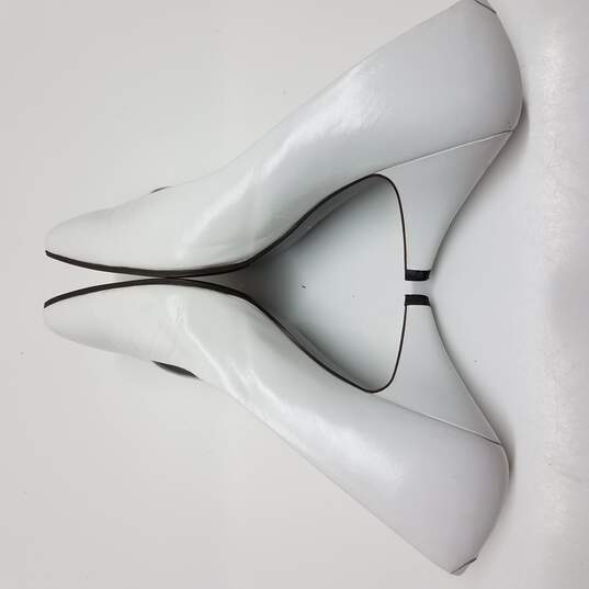 Nina Ricci Womens Pump Heels White Sz  36 1/2 image number 3