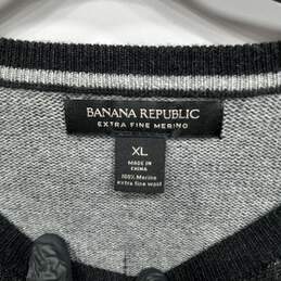 Banana Republic Men's Gray Wool Crewneck Sweater Size XL alternative image
