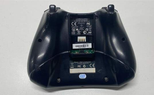 Microsoft Xbox 360 controller and chatpad - black image number 2