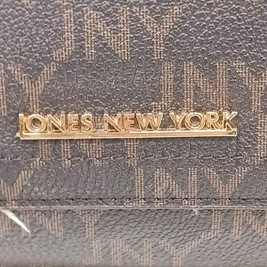 Brown Leather Jones New York Purse image number 3