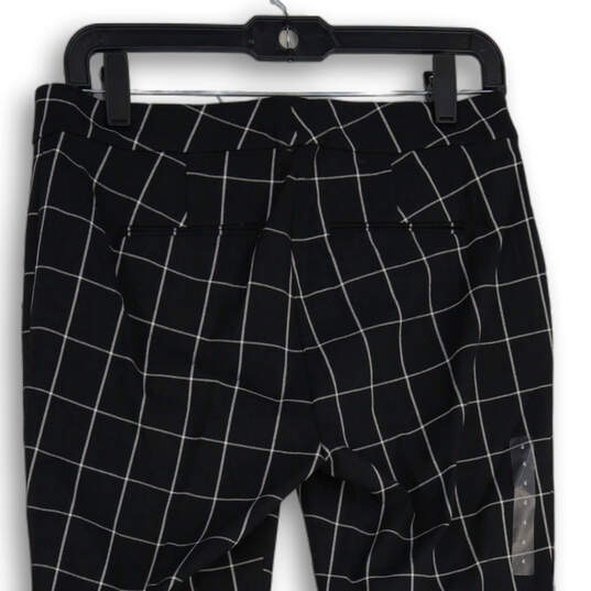 NWT Womens Black White Check Flat Front Skinny Leg Ankle Pants Size 4 image number 4