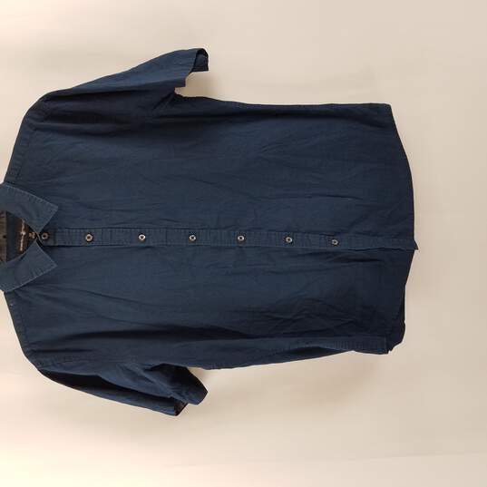 Beverly Hills Polo Club Men Blue Dress Shirt image number 2