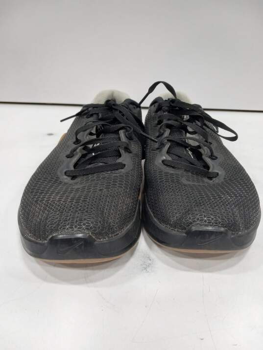 Nike Men's Metcon 5 Black Gum Sneakers Size 9 image number 2