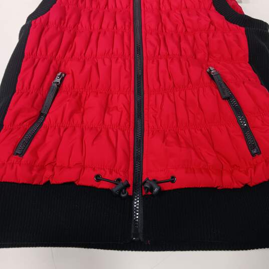 Women's Red Vest Size Medium image number 4