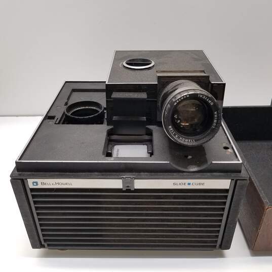 Bell & Howell Slide Cube Projector image number 6
